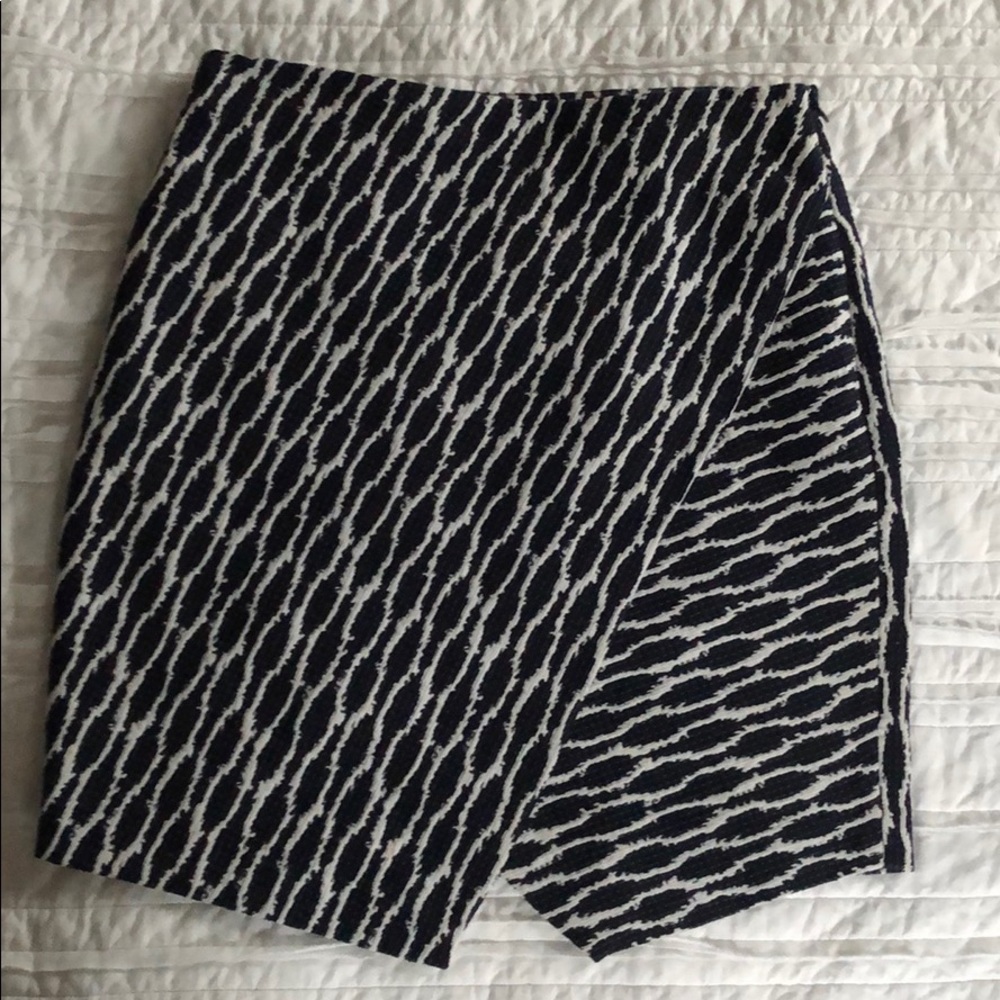 Navy wrap style LOFT skirt